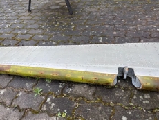 SU 22 Ruderklappe